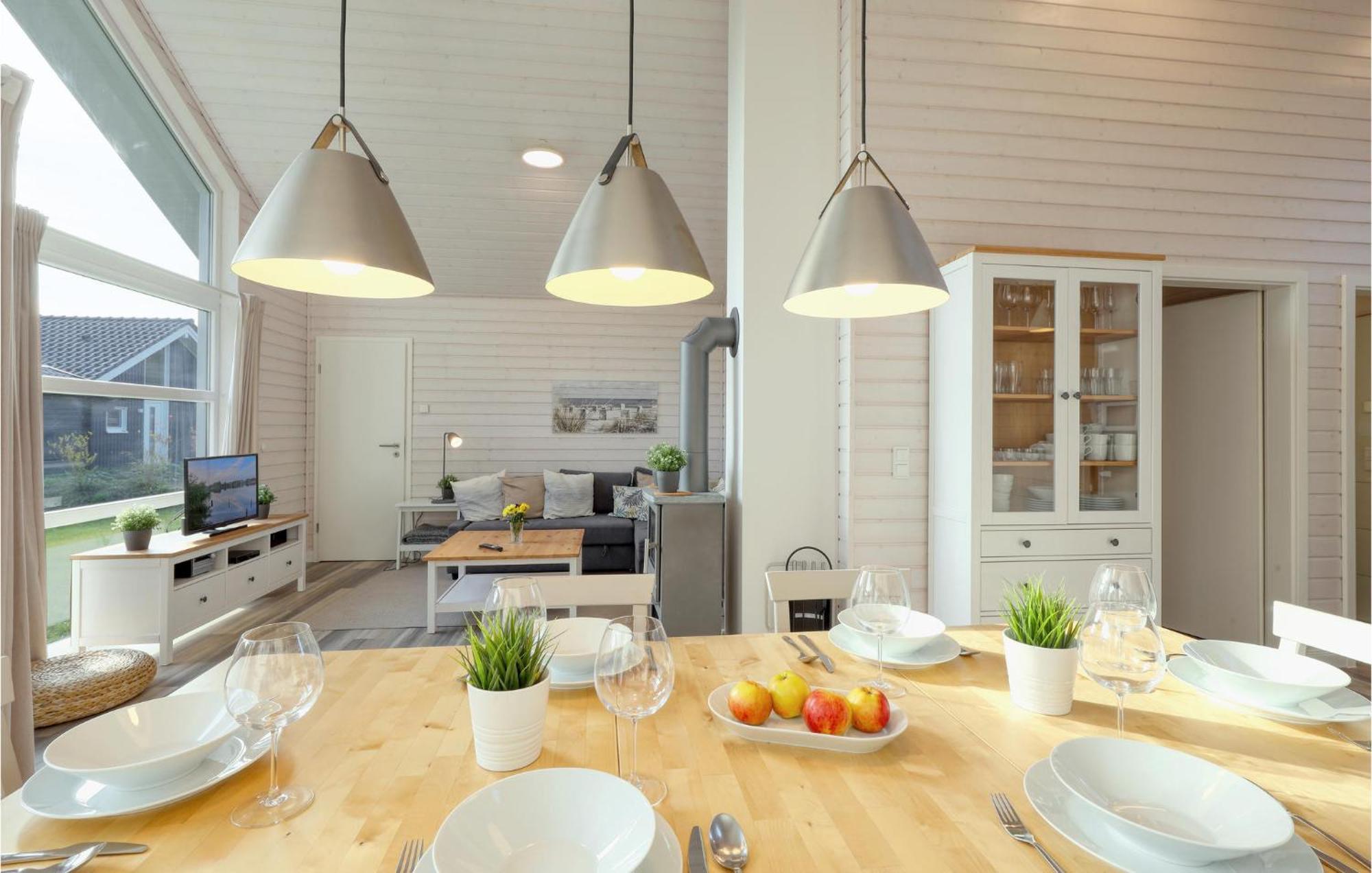 Stunning Home In Krems Ii-Warderbrueck With Wifi Gols Exterior foto